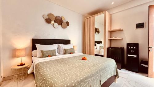 Standard Double Room image 8