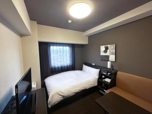 Semi Double Room - Non-Smoking