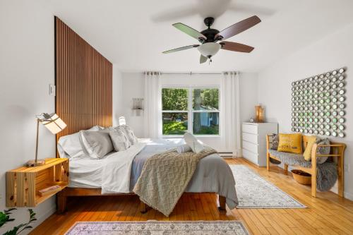 Hideaway Hot Tub Sunna Lake Kayaks Pool in บุชคิล (พีเอ)