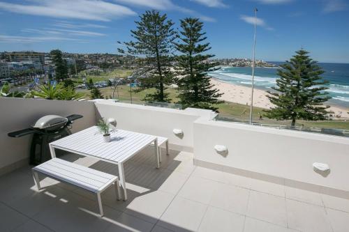 View, Bondi Beachfront Bliss near North Bondi Fish