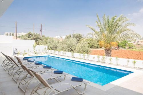 Villa Manta Platina - Brand New Luxury 3 Bedroom Protaras Villa - image 3