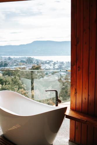Architectural Home in Hobarts North – khách sạn tại Bắc Hobart