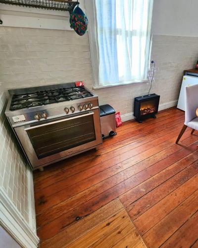 Eileen's Cottage in Lawson