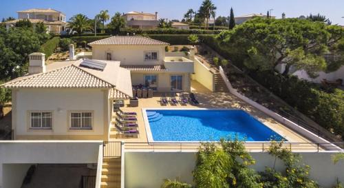 Villa Povo do Burro beautiful and elegant villa few minutes walk to resort centre - image 8