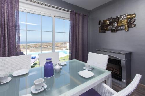 Suite Golf Caleta Abril 5