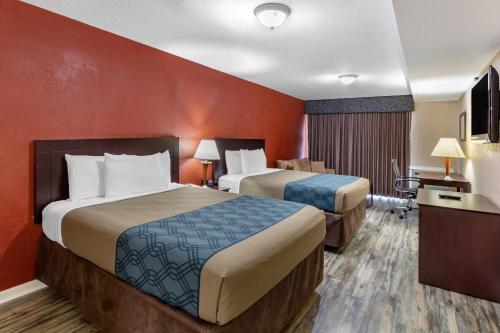 Econo Lodge Inn & Suites Old Saybrook - Westbrook in Old Saybrook, USA