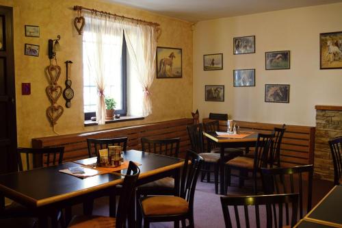 Penzion a Restaurace Na Jízdárně