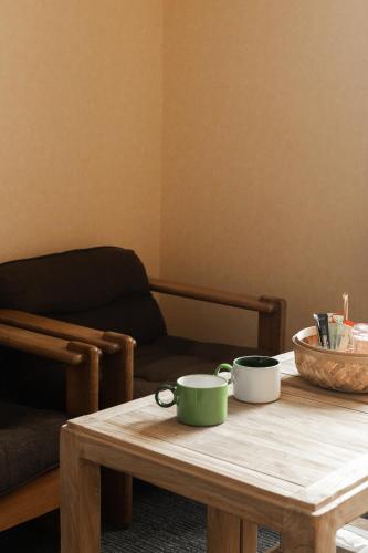 Superior Twin Room image 8