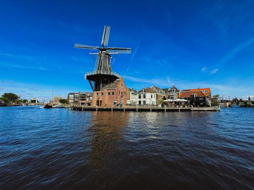 B&B De Amsterdamse Poort in Spaarnwouderbuurt