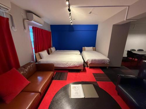 Deluxe Suite image 2