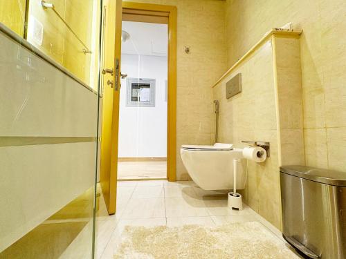 Modern Fully Furnished Apartment in Regina Tower JVC - Easy Access to JBR, Circle Mall & Dubai Hills Mall, Dubai (Foto 10)