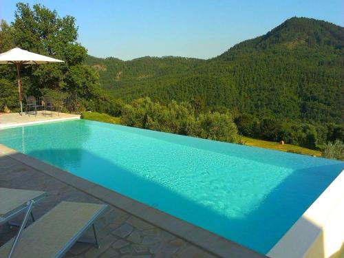 Басейн, Apartment in a holiday home in Анг'ярі