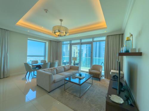 The Address Fountain Views Residence High Floor with Burj Khalifa view and access to Dubai mall, Dubái (foto 2)