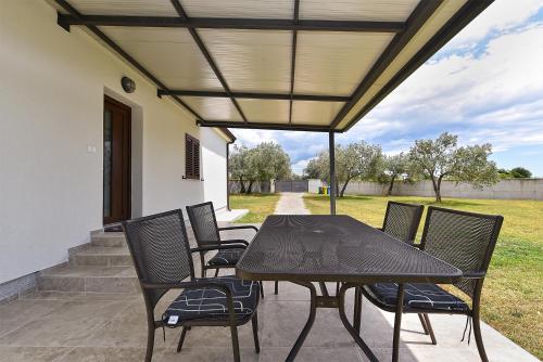 Two-Bedroom House image 10
