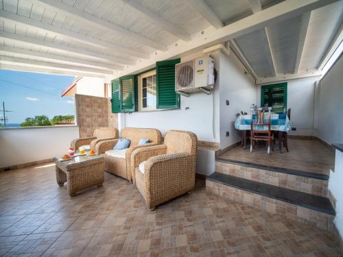  CASA VACANZE AGATA, Unterkunft in Santa Teresa di Riva