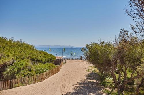 Изглед, Résidence Odalys Riviera la Presqu'Ile (Residence Odalys Riviera la Presqu'Ile) in Иер