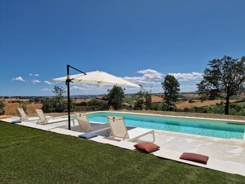 Casale Medi - Nuove ed eleganti case con giardino, vista e piscina condivisa in Belvedere Ostrense