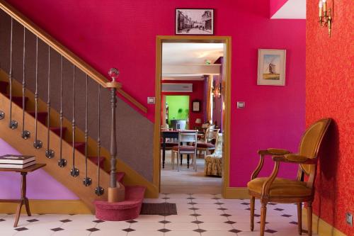 Iekārtas, Logis hôtel Ô en Couleur (Logis hotel O en Couleur) in Oucques