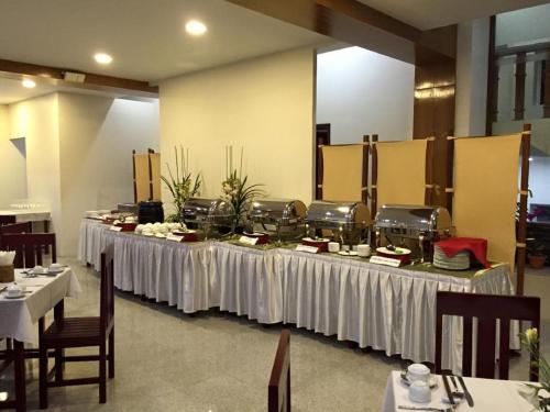 Εστιατόριο, UCT Taunggyi Hotel in Ταουντζύι