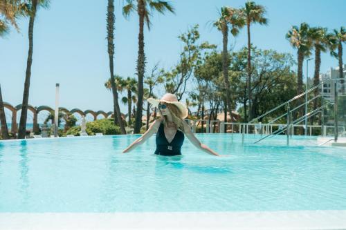 . PONTIANA Thalasso Hotel