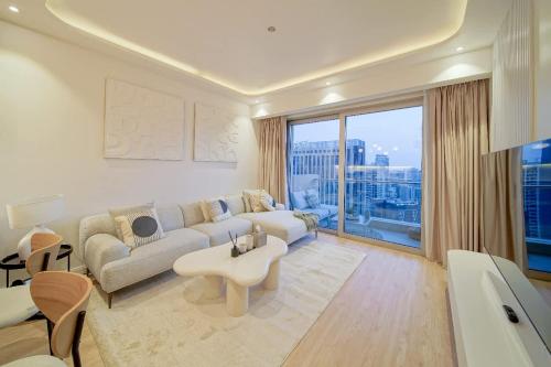 Luxury and Amazing Views at JW Marriott Dubai Marina - image 14