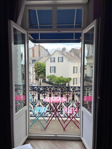 Balcony/terrace, The Originals City, Hôtel Saint Martial, Limoges in Limoges
