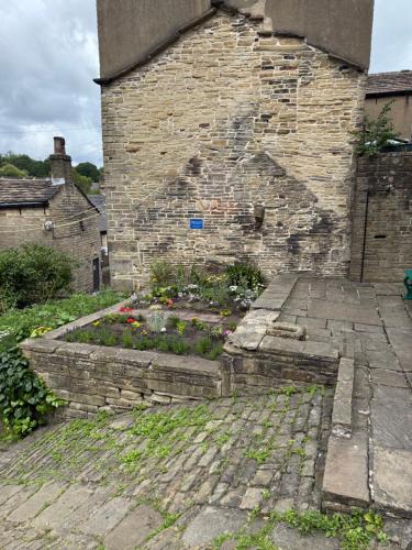 No.18 Holmfirth