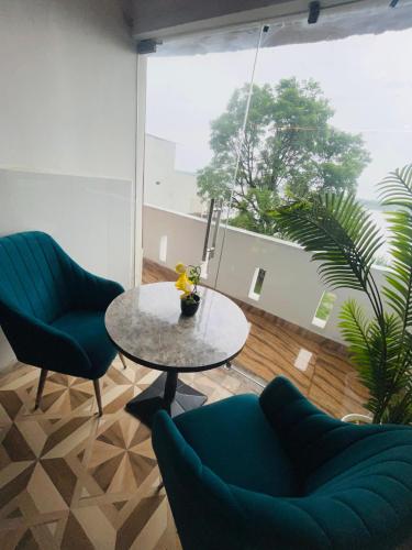 The Ghat House near Maharaja Banaras Vidya Mandir Museum