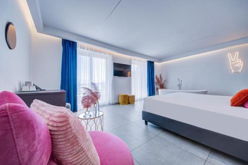 King Room with Sea View image 6
