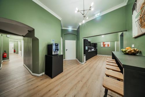 HOME1 - District Twelve Boutique Hostel in Bécs