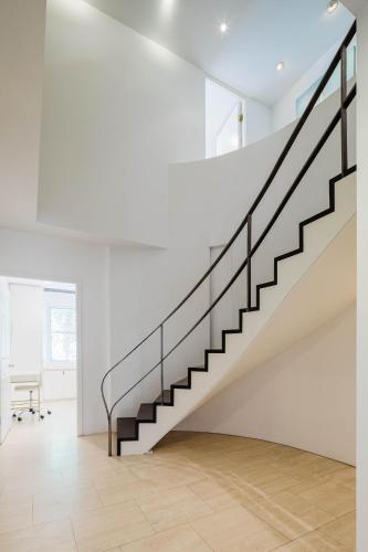 Private Beautiful Townhome w Zen Garden, New York (photo 6)
