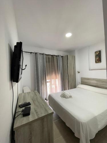 Hostal Malia - image 3
