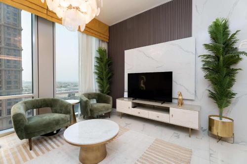 2BR Waterfront Apartment Nr Downtown, Dubai (foto 8)