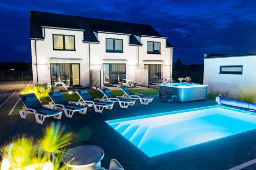 . Cichy Domek Karwia - Apartamenty - Basen, Jacuzzi, Sauna