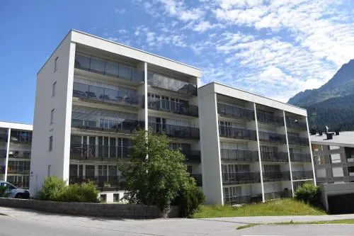 Ladina 74 (363 Ko) in Lenzerheide/Lai, Schweiz