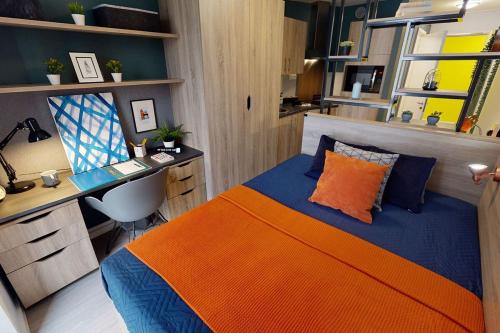 Student Only Bronze Studio Plus at Hammersmith Residence, London