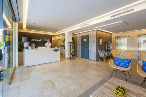 Apartamentos Tres Torres - image 13