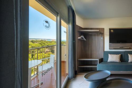 Apartamentos Tres Torres - image 9