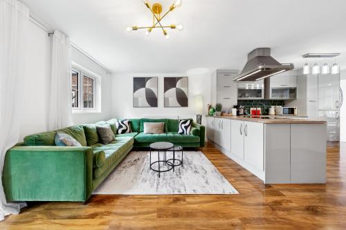 4 Bedroom House by Homestyles Hosts - Short Lets and Serviced Accommodation Islington - Private En-Suite, Londyn (zdjęcie 10)