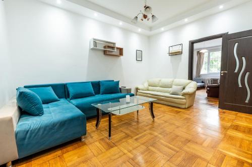 Sofique 3BR by BulgarianHomes, Sofia