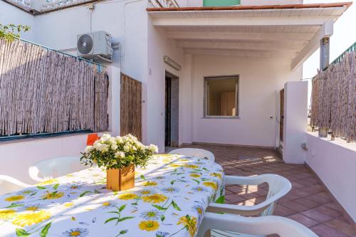 Casa Riviera Di Chiaia in Forio