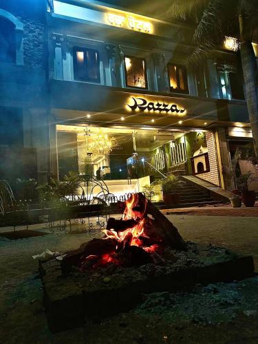 Hotel Razza - Wadgaon