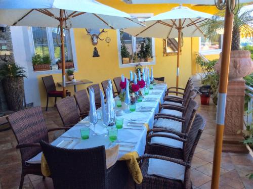 Balcony/terrace, Villa Desiree - Hotel Garni - Adults Only in Bogenfeld