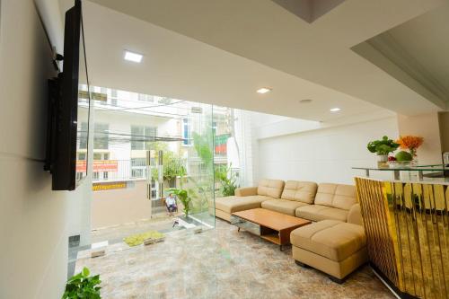 Belvilla Near Tan Son Nhat International Airport - Formerly Havana Hotel - 편의 시설/서비스