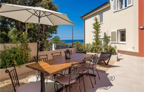 Hotelli välisilme, Beautiful Home In Miholascica in Miholašćica