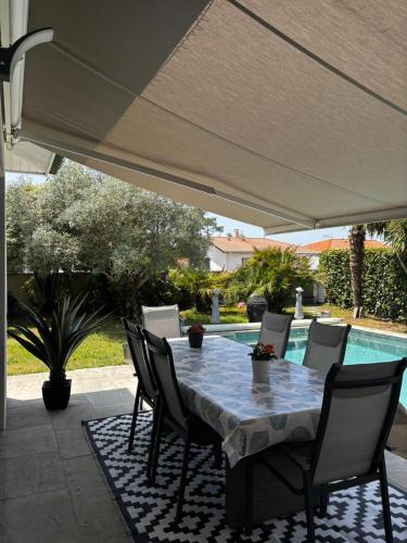 設施, Superbe villa 6 personnes proche océan et lac (Superbe villa 6 personnes proche ocean et lac) in 蘭克斯