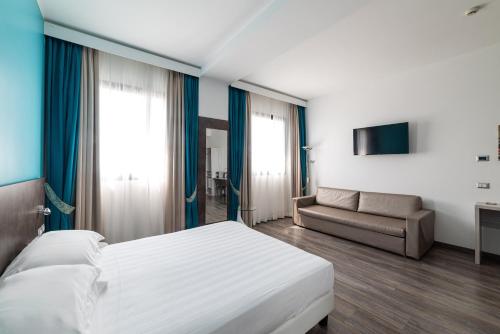 Phi Hotel Milano Room Type - Deluxe Double Room