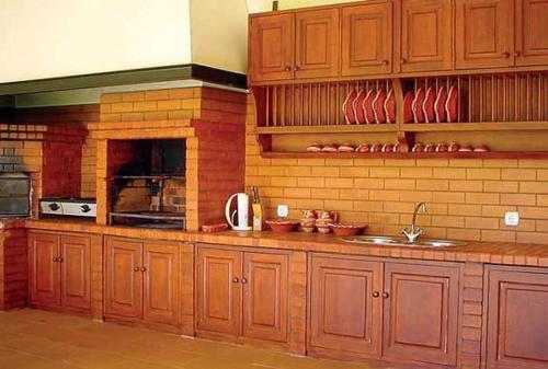 Oprema, Splendid Ponte De Lima Villa 6 Bedrooms Villa Coura Coura Valley Views Ping Pong Pool Table in Rubiaes