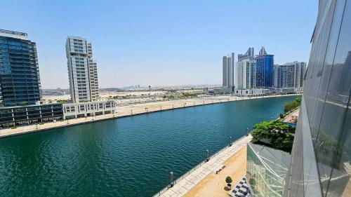 Bright 1BR in the Pad by Omniyat - Business Bay, Dubaj (zdjęcie 4)