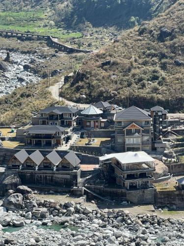 Himani Hill View Retreat in Jia